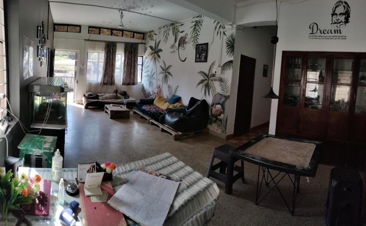 Monkey Mind Hostel Мадгаон Екстер'єр фото